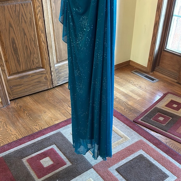 Teal Sparkle Gown - Picture 7 of 10